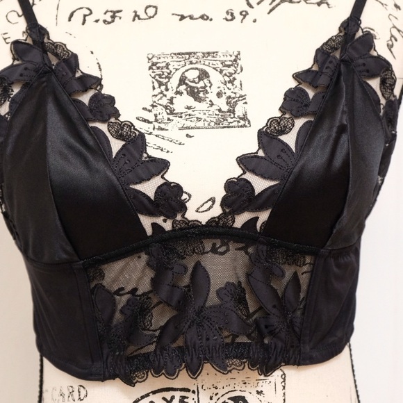 NWT Victoria's Secret Black Unlined Embroidered long line lace Bralette sheer - Picture 9 of 9